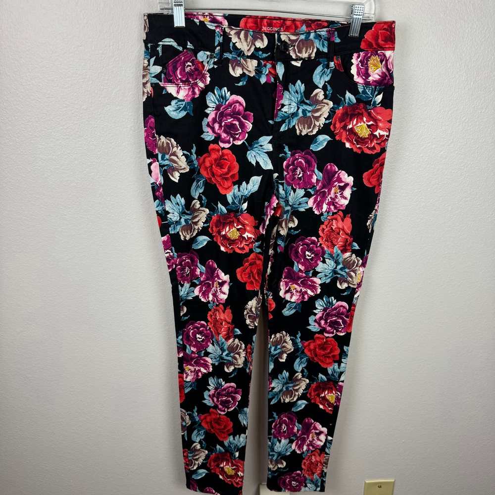 Chico's Women's 1R US 8R Multi Denim Jean Regal Floral Rose Jegging Pants NWT - Picture 2 of 14